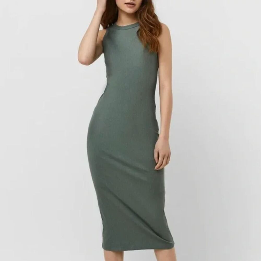Vero Moda Petite Sleeveless Ribbed Midi Dress